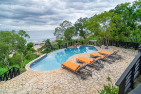 Minerva House - Oceanfront Escape in Treasure Beach 4 bedroom